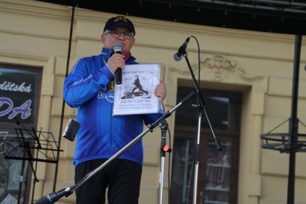 Wojciech Mszyca właściciel kolekcji starych rowerów